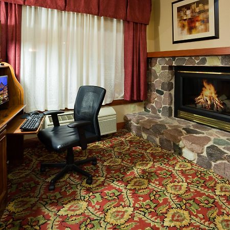Holiday Inn & Suites Wausau-Rothschild By Ihg מראה חיצוני תמונה